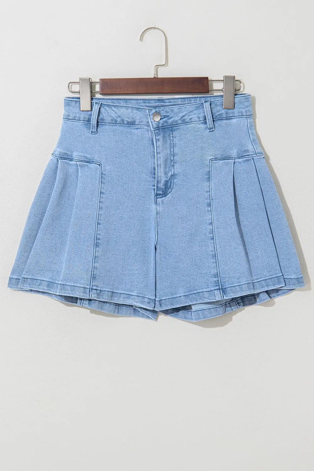 Pleated Patchwork Panel Lightweight Denim Shorts - Les secrets de Cath
