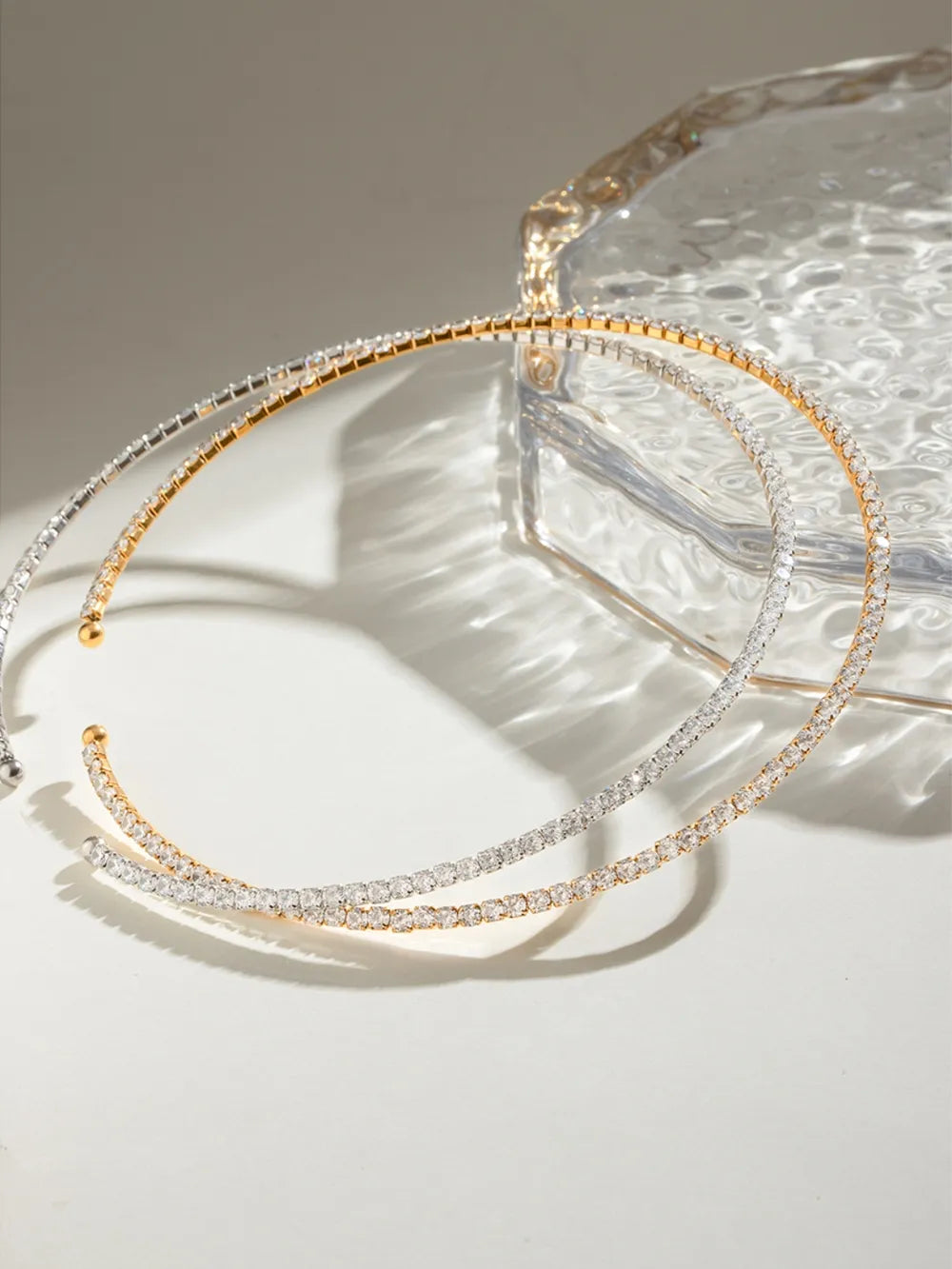 Collier en acier inoxydable incrusté de zircons - Les secrets de Cath