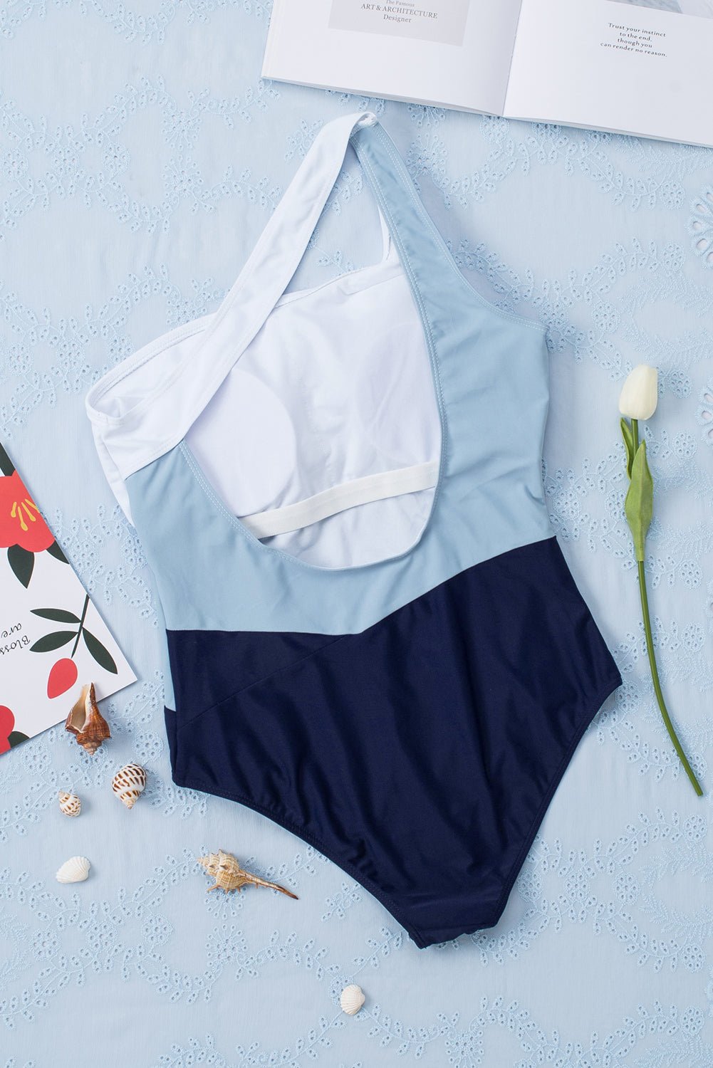 Maillot de bain une pièce sans manches à découpes et blocs de couleurs - Les secrets de Cath