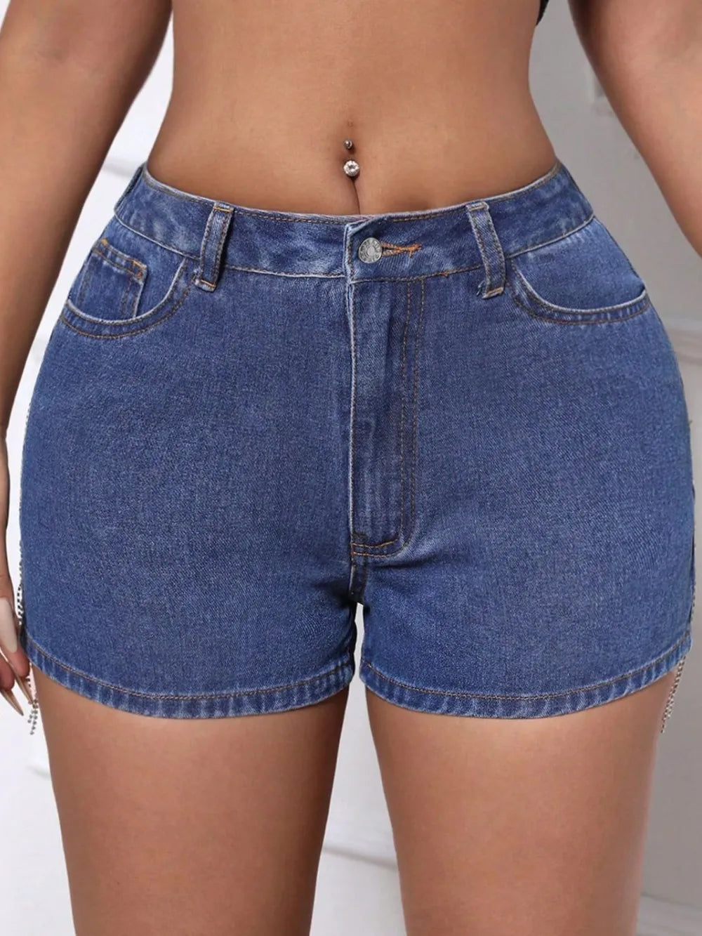 Fringe Back Denim Shorts with Pockets - Les secrets de Cath