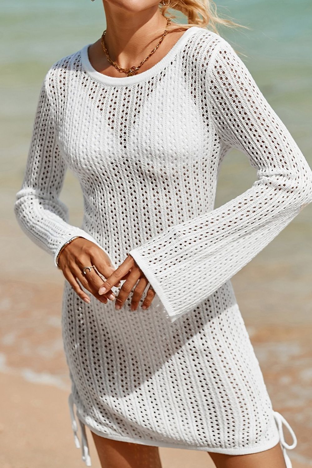 Robe cache-cœur en tricot à manches cloches ajourées et cordon de serrage - Les secrets de Cath