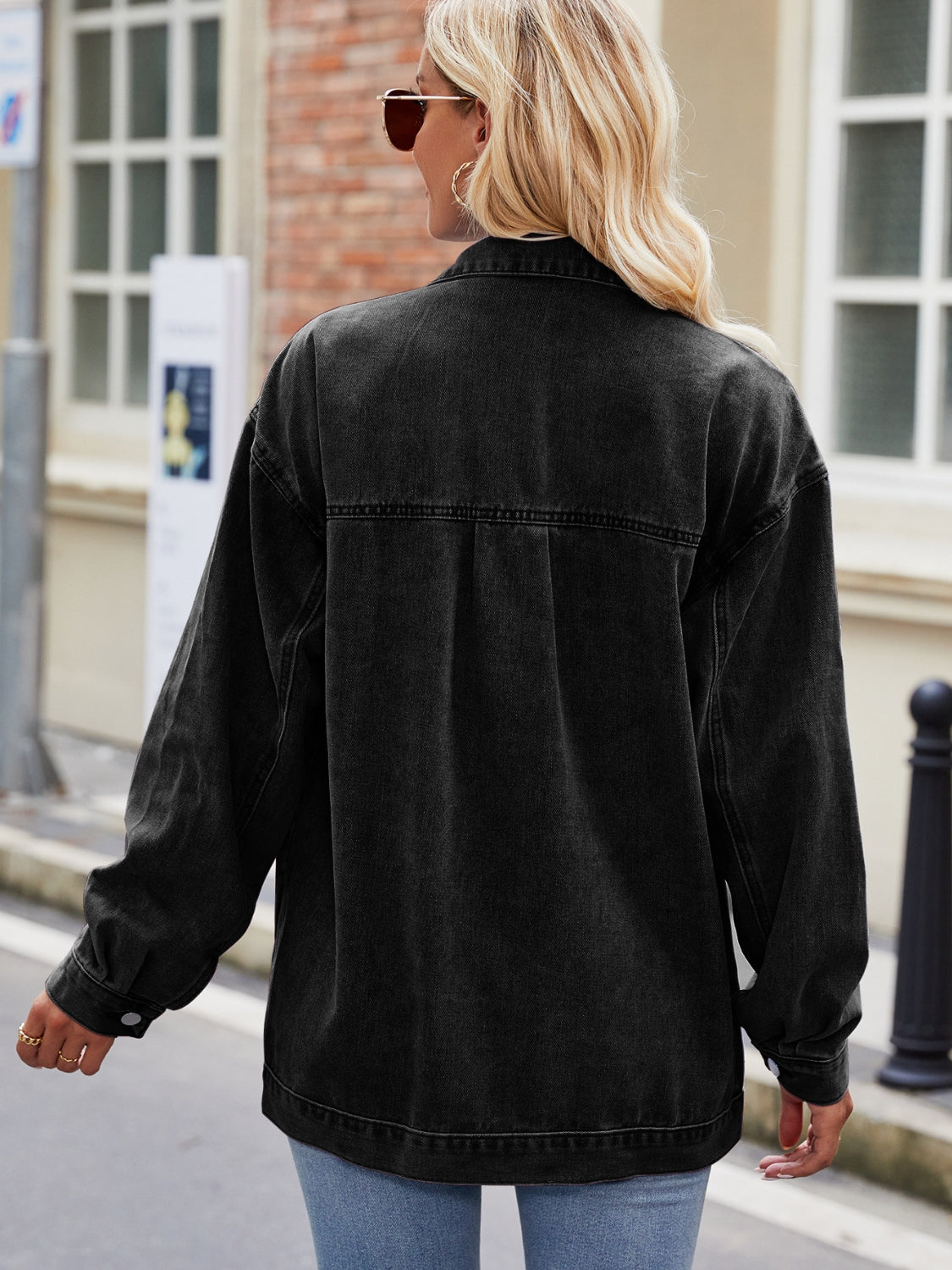 Button Up Denim Jacket with Pockets - Les secrets de Cath