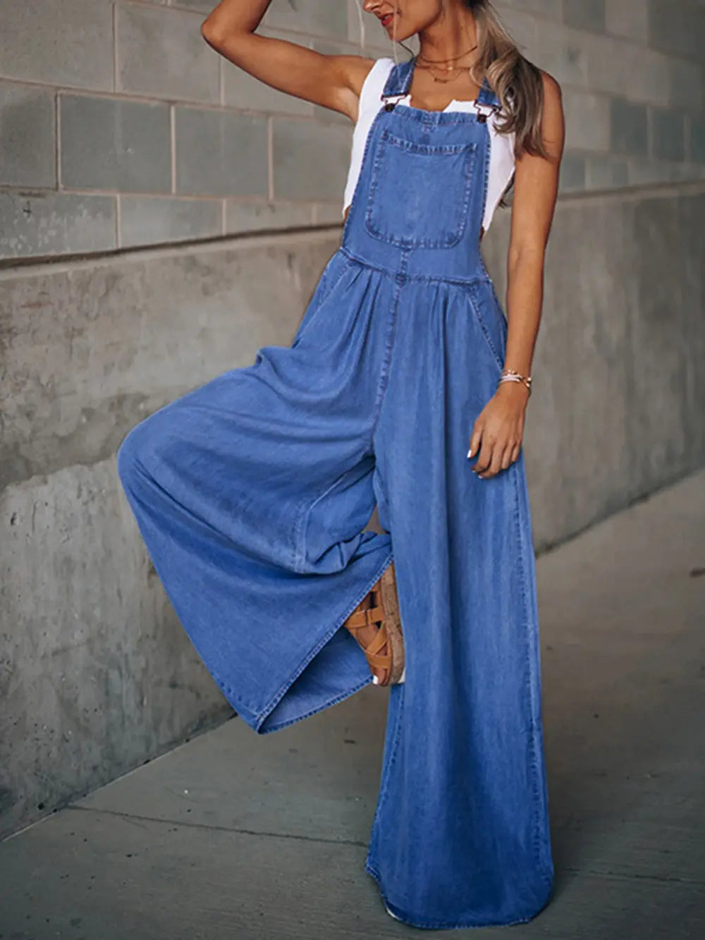 Wide Leg Denim Overalls - Les secrets de Cath
