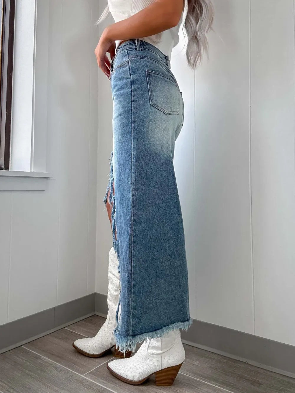 High-Waist Raw Hem Asymmetry Denim Skirt - Les secrets de Cath