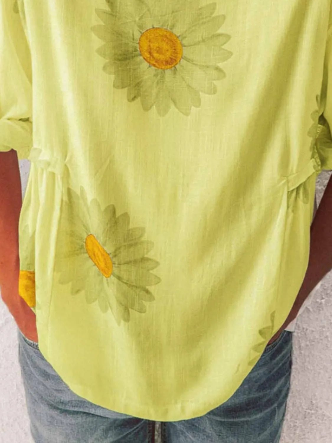 T-shirt à manches courtes et col rond avec imprimé floral - Les secrets de Cath
