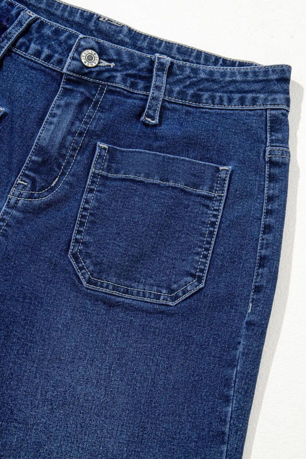 Jean large taille haute avec poche plaquée sur le devant - Les secrets de Cath