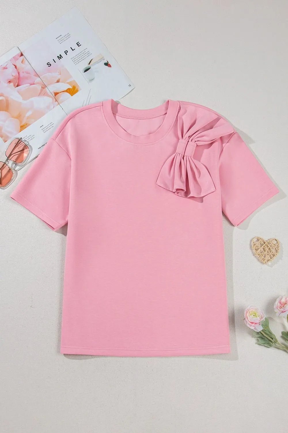 T-shirt à manches courtes et col rond avec nœud - Les secrets de Cath