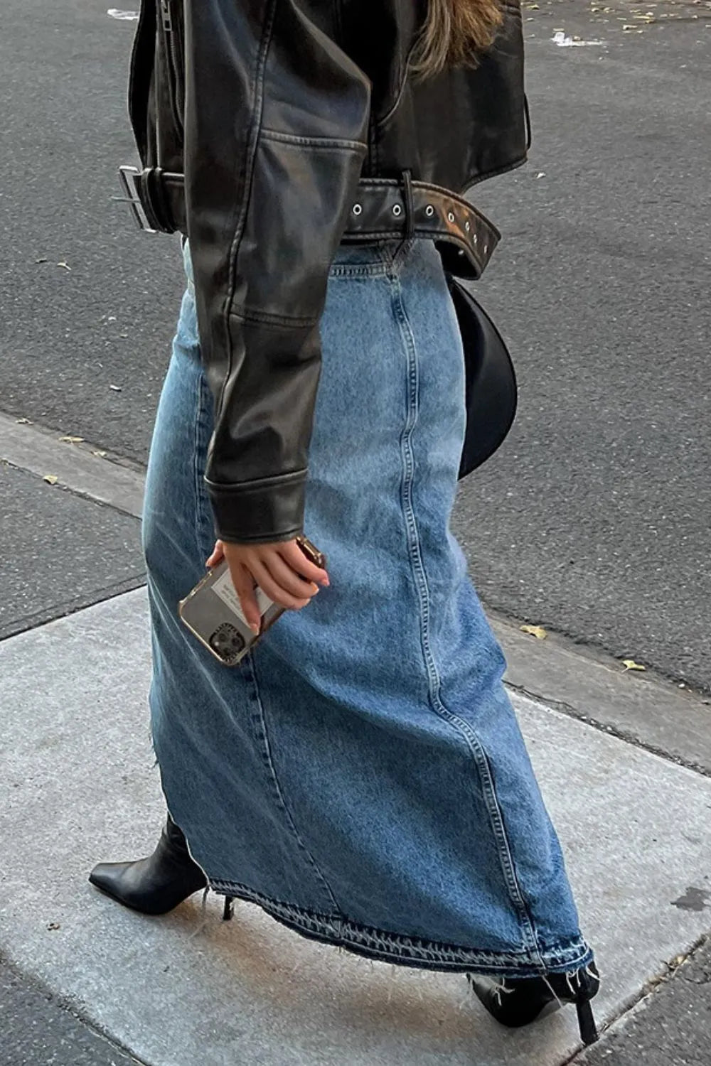 Slit Front Raw Hem Denim Maxi Skirt - Les secrets de Cath