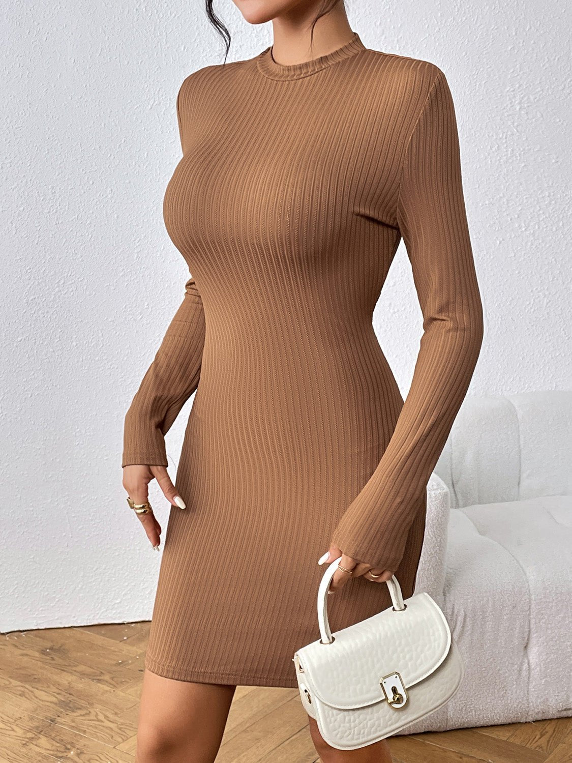 Mini-robe côtelée à manches longues Honey - Les secrets de Cath