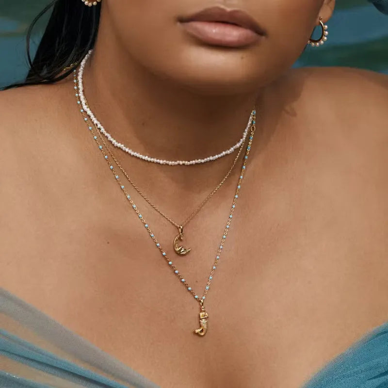 Collier pendentif lune plaqué or 18 carats - Les secrets de Cath