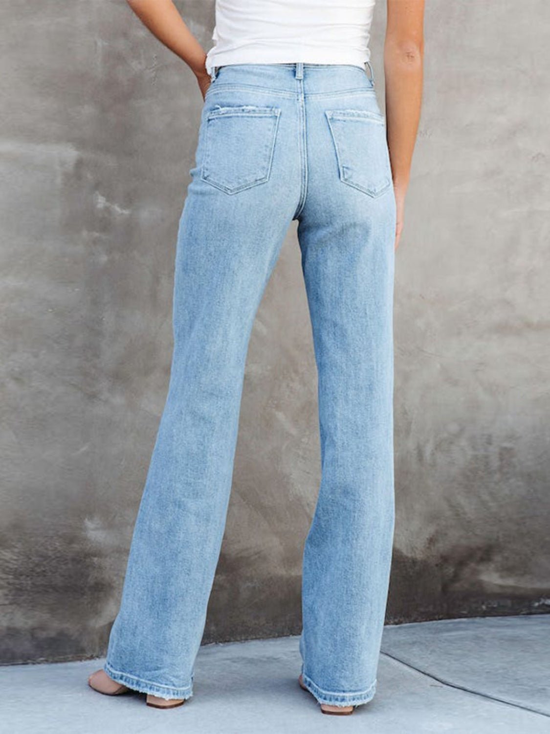 Washed Straight Leg Jeans - Les secrets de Cath