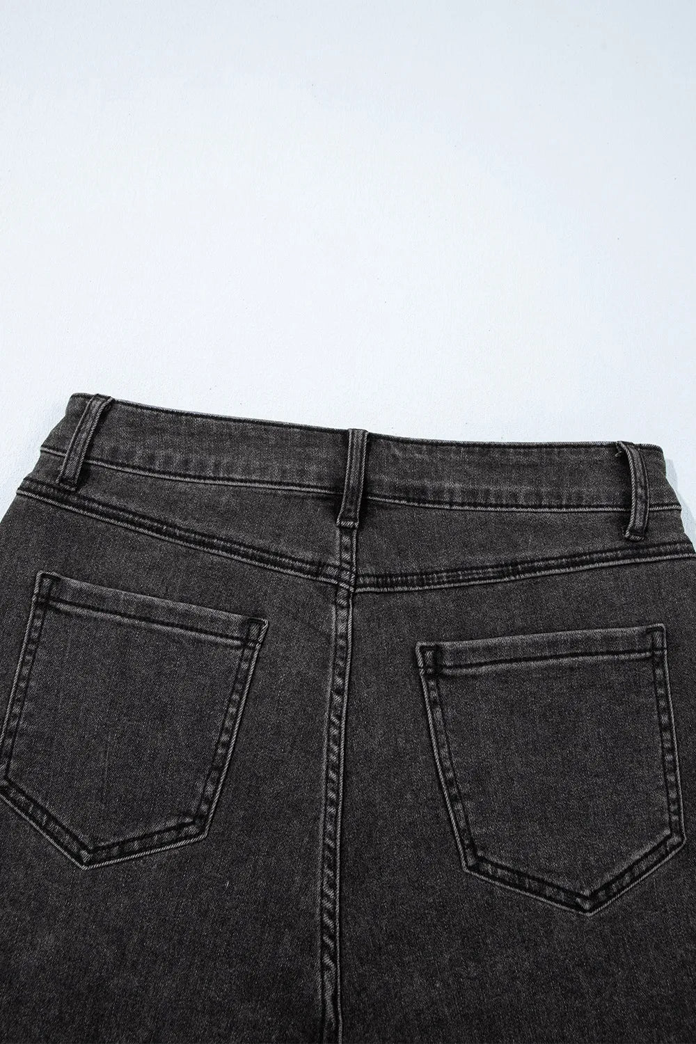 Raw Hem High Waist Denim Shorts - Les secrets de Cath