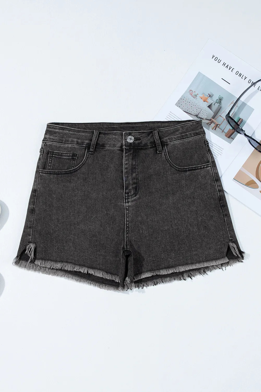 Raw Hem High Waist Denim Shorts - Les secrets de Cath