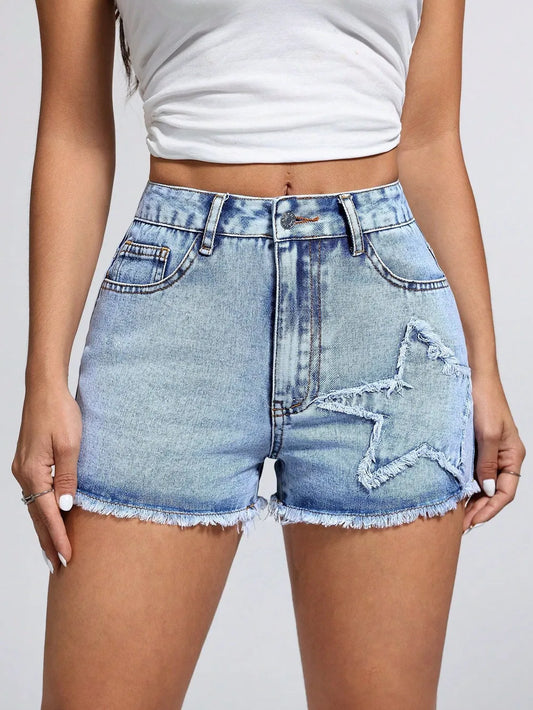 Star Raw Hem Denim Shorts - Les secrets de Cath
