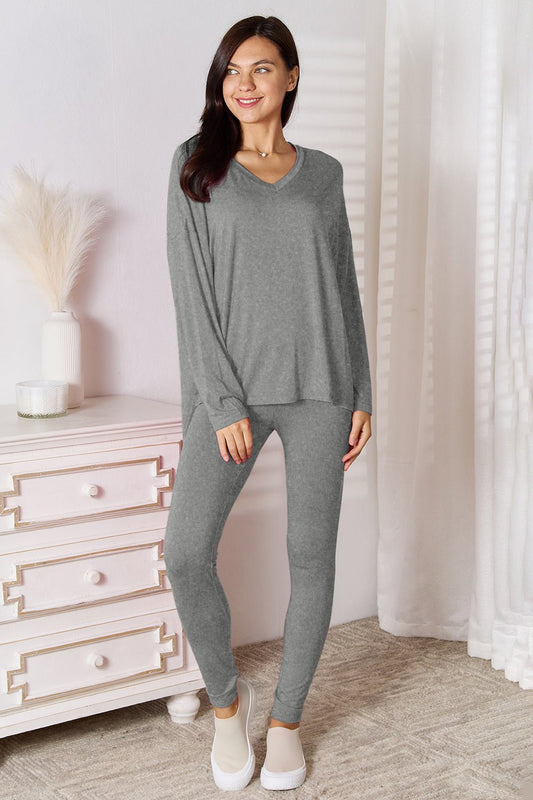 Basic Bae Bamboo Full Size V-Neck Long Sleeve Top and Pants Lounge Set - Les secrets de Cath