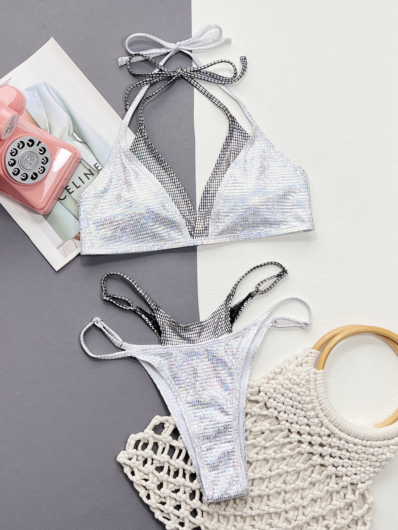 Ensemble bikini deux pièces à col licou et effet superposé - Les secrets de Cath