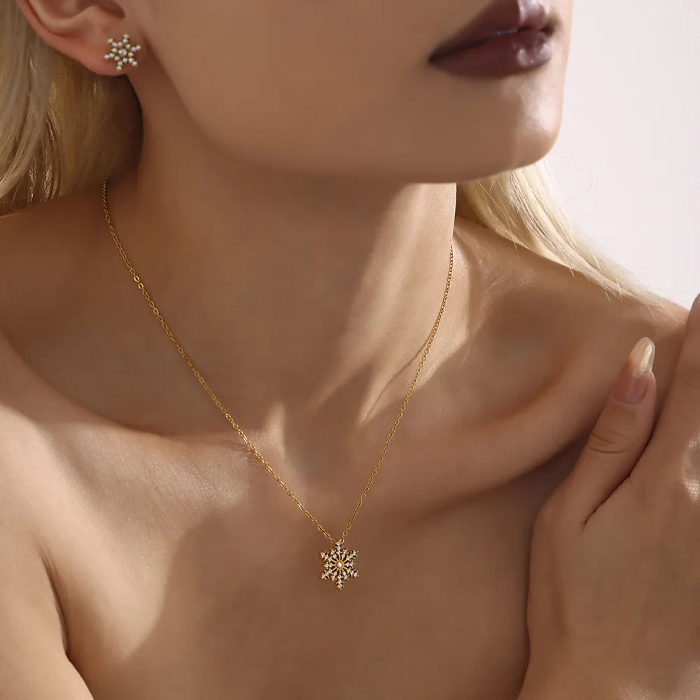 Collier flocon de neige en acier inoxydable et zircons - Les secrets de Cath