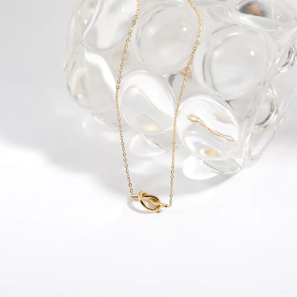 Collier noué plaqué or 18 carats - Les secrets de Cath