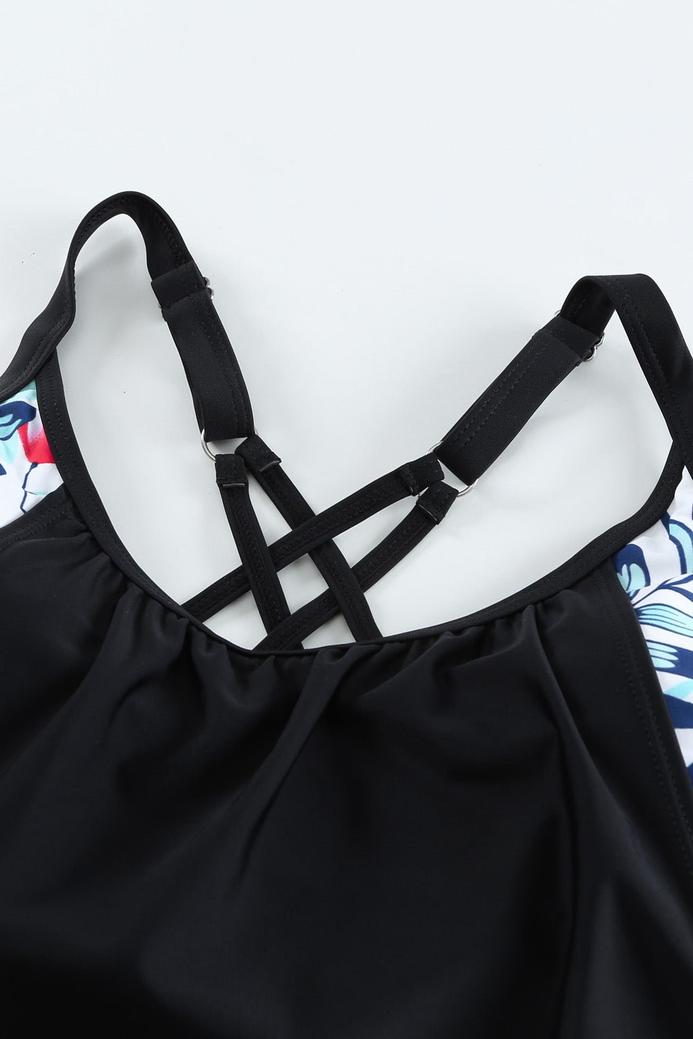 Ensemble tankini croisé à encolure dégagée pleine grandeur - Les secrets de Cath
