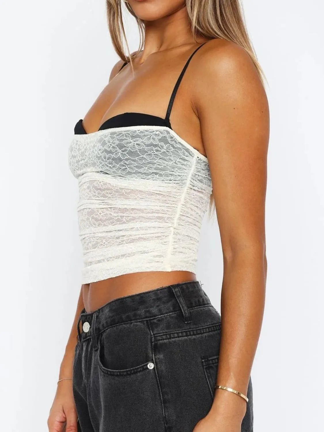 Camisole en dentelle à col en cœur - Les secrets de Cath