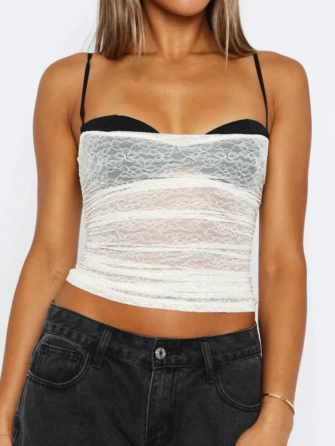 Camisole en dentelle à col en cœur - Les secrets de Cath