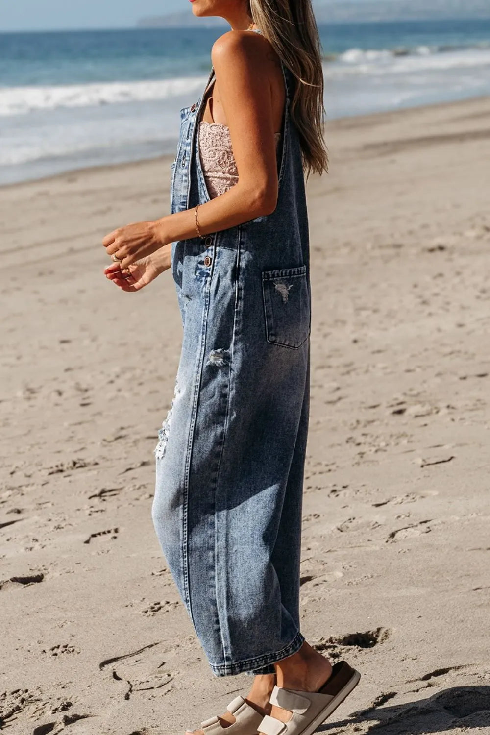 Distressed Bib Pocket Wide Leg Denim Overalls - Les secrets de Cath