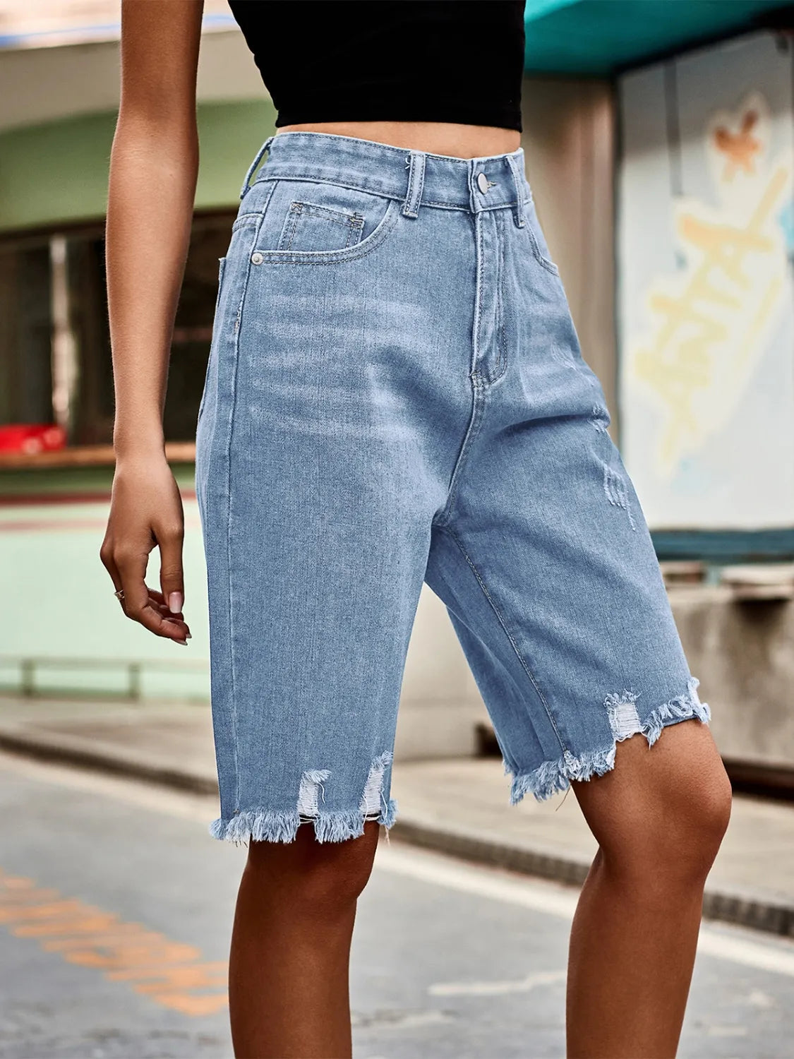 Raw Hem Denim Shorts - Les secrets de Cath