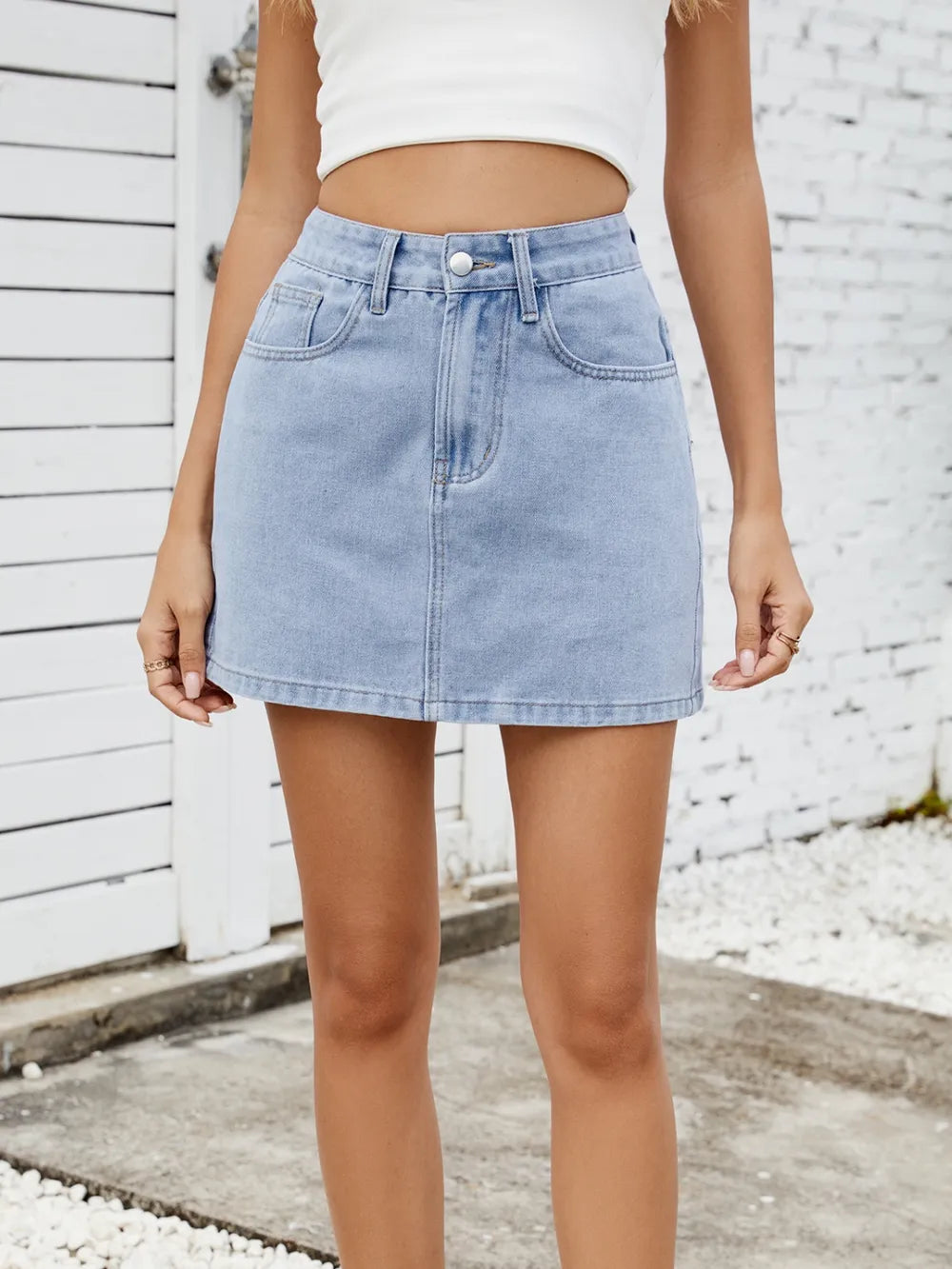 Solid Mini Denim Skirt - Les secrets de Cath