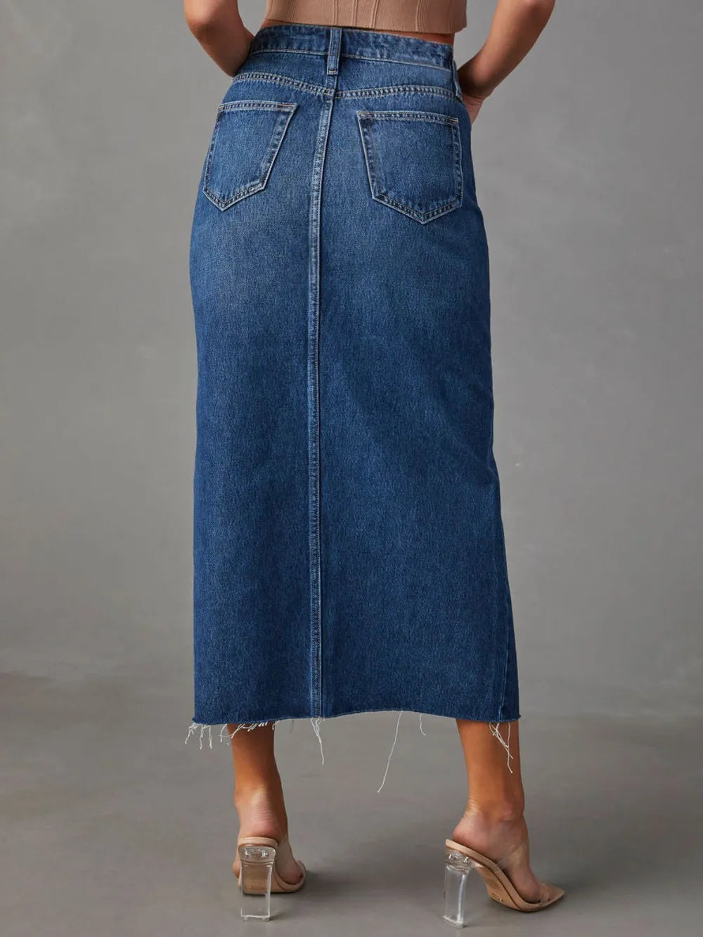 Raw Hem Front Slit Denim Midi Skirt - Les secrets de Cath