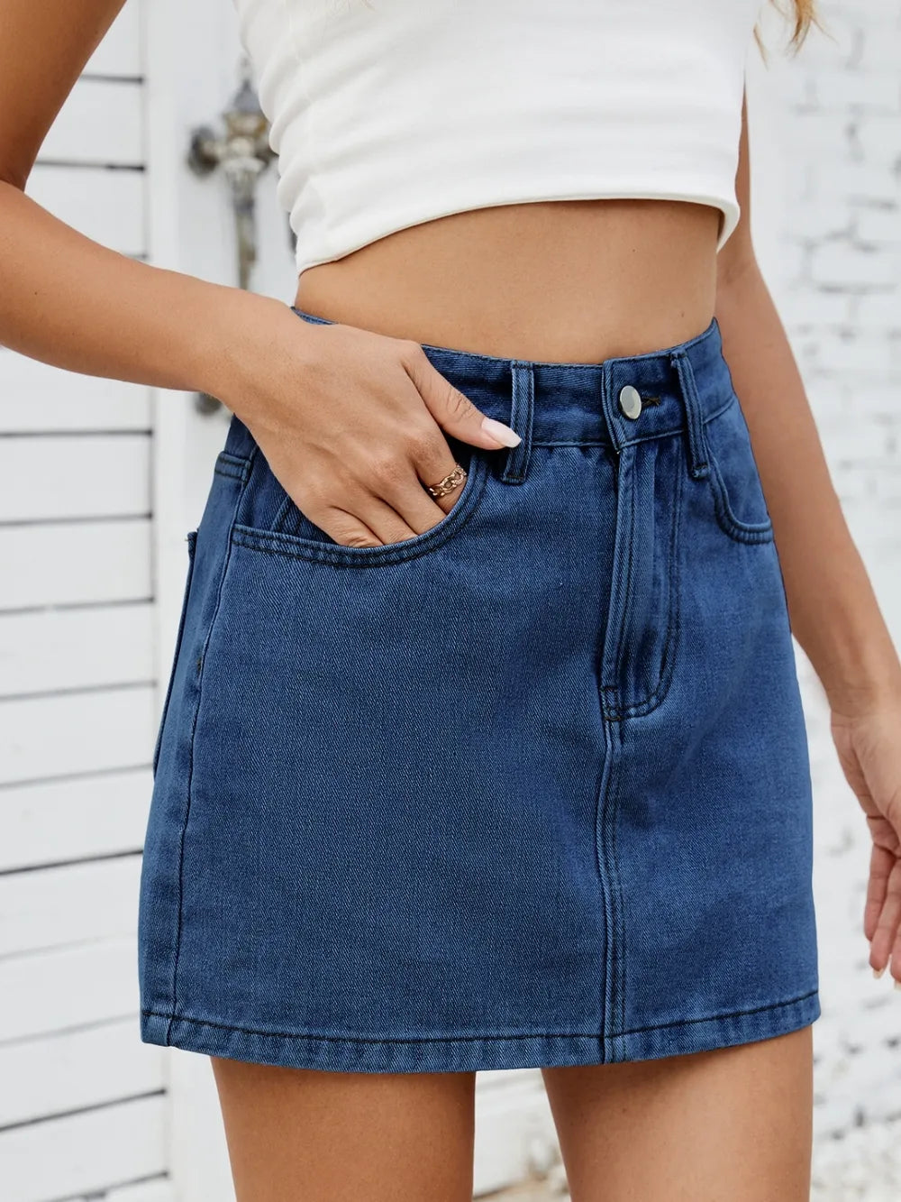 Solid Mini Denim Skirt - Les secrets de Cath