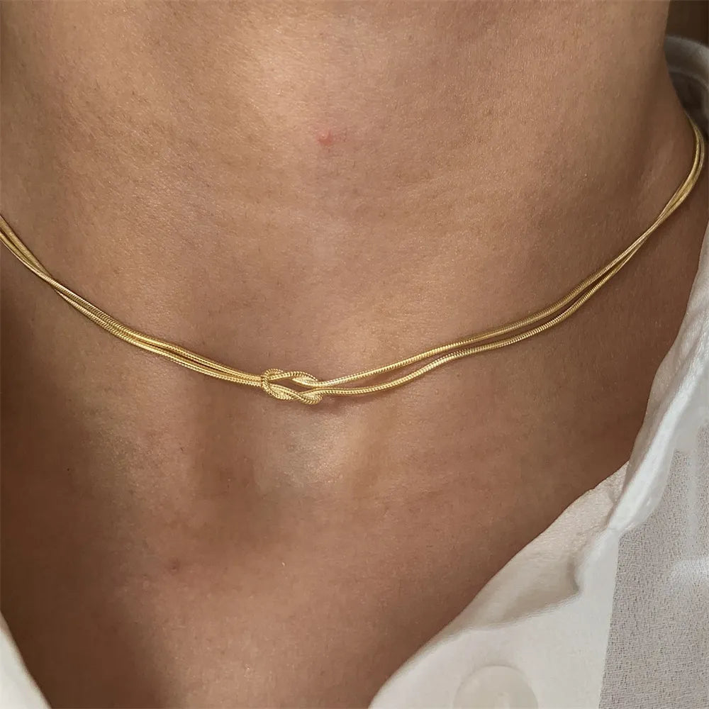 Collier noué en acier titane - Les secrets de Cath