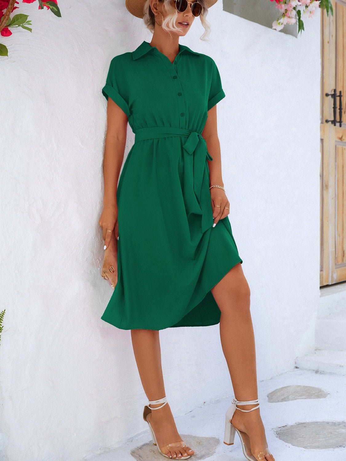 Robe boutonnée à manches courtes et ceinture nouée - Les secrets de Cath