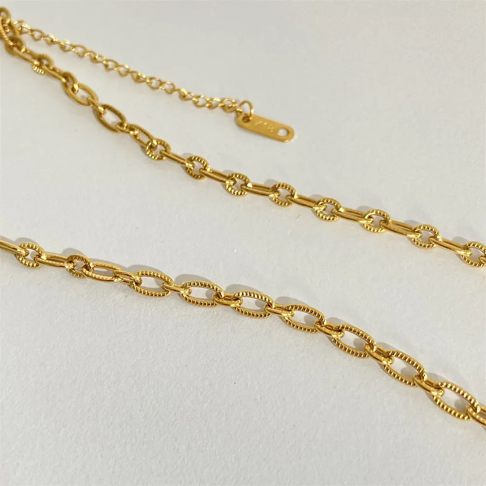 Collier Soleil et Lune en Acier Titane - Les secrets de Cath