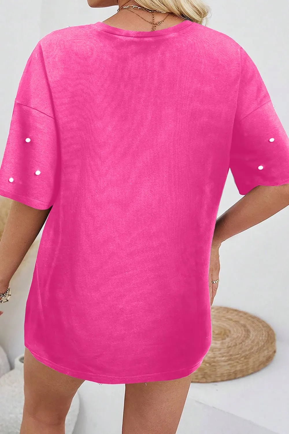 T-shirt à manches courtes et col rond avec détails en perles - Les secrets de Cath