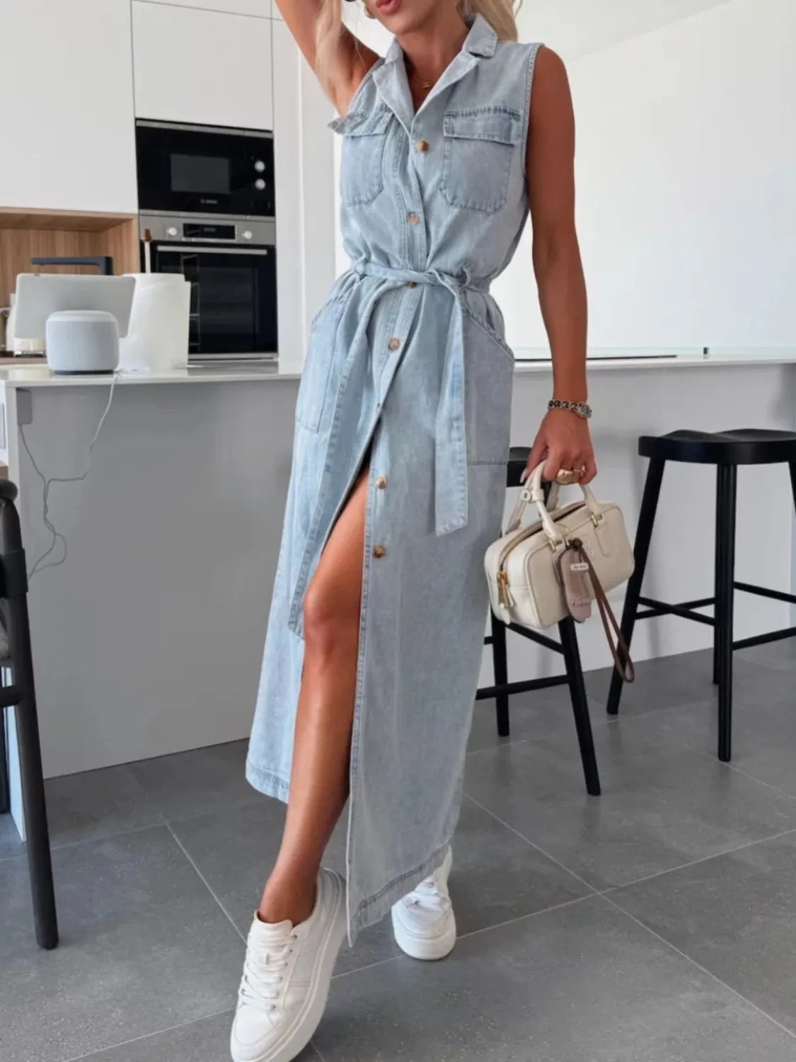 Button Front Sleeveless Denim Dress - Les secrets de Cath