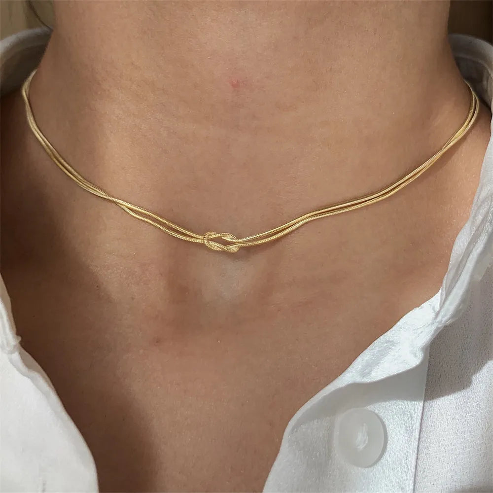 Collier noué en acier titane - Les secrets de Cath