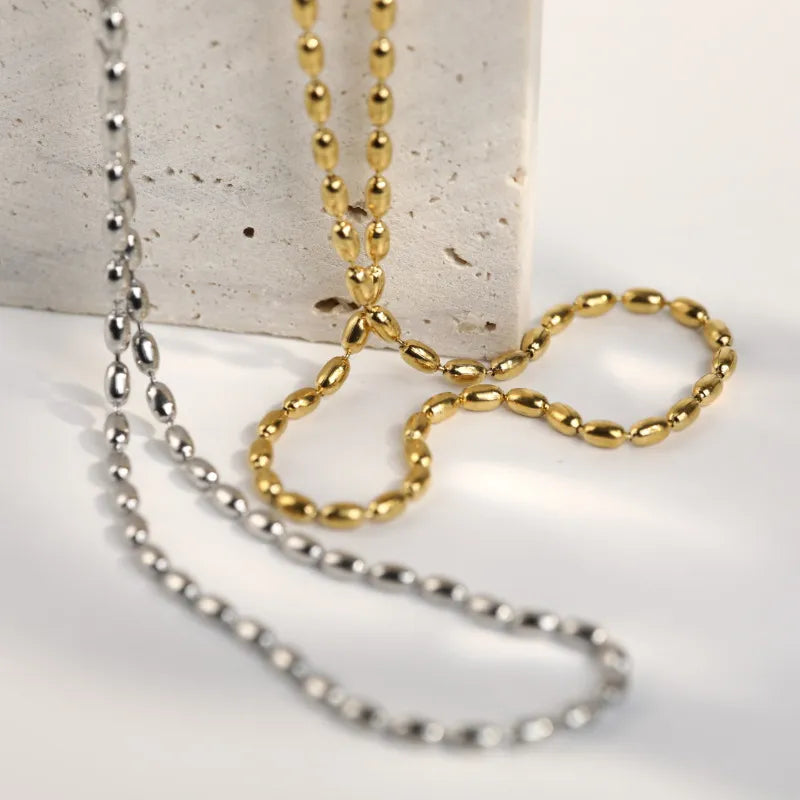Collier de perles en acier titane - Les secrets de Cath