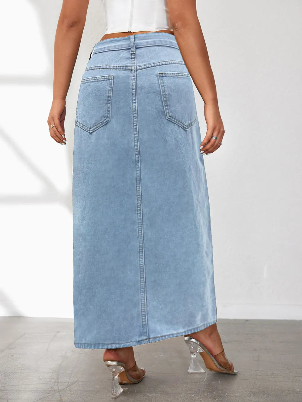High Rise Slit Denim Skirt - Les secrets de Cath