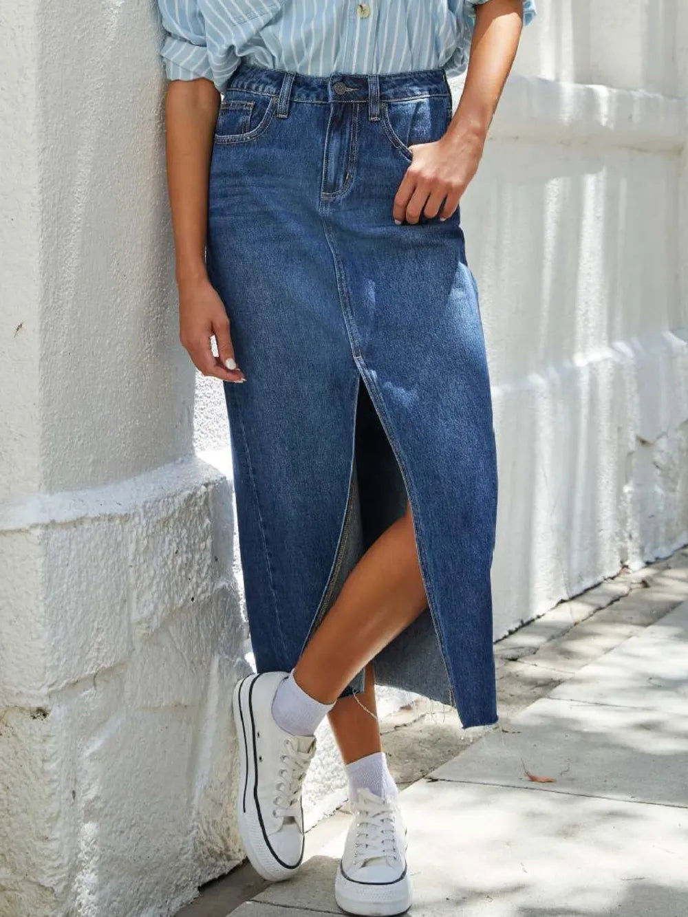 Raw Hem Front Slit Denim Midi Skirt - Les secrets de Cath